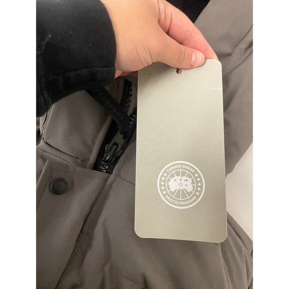 Canada Goose Men's Wyndham Parka Black Label Coastal Gray Sz XL Quilted NWT - Picture 3 of 16